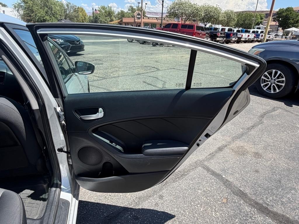 Kia Forte LX 6A 2017