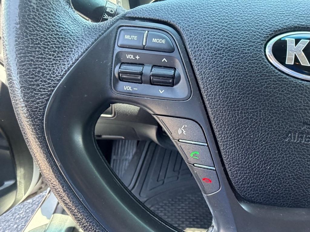 Kia Forte LX 6A 2017