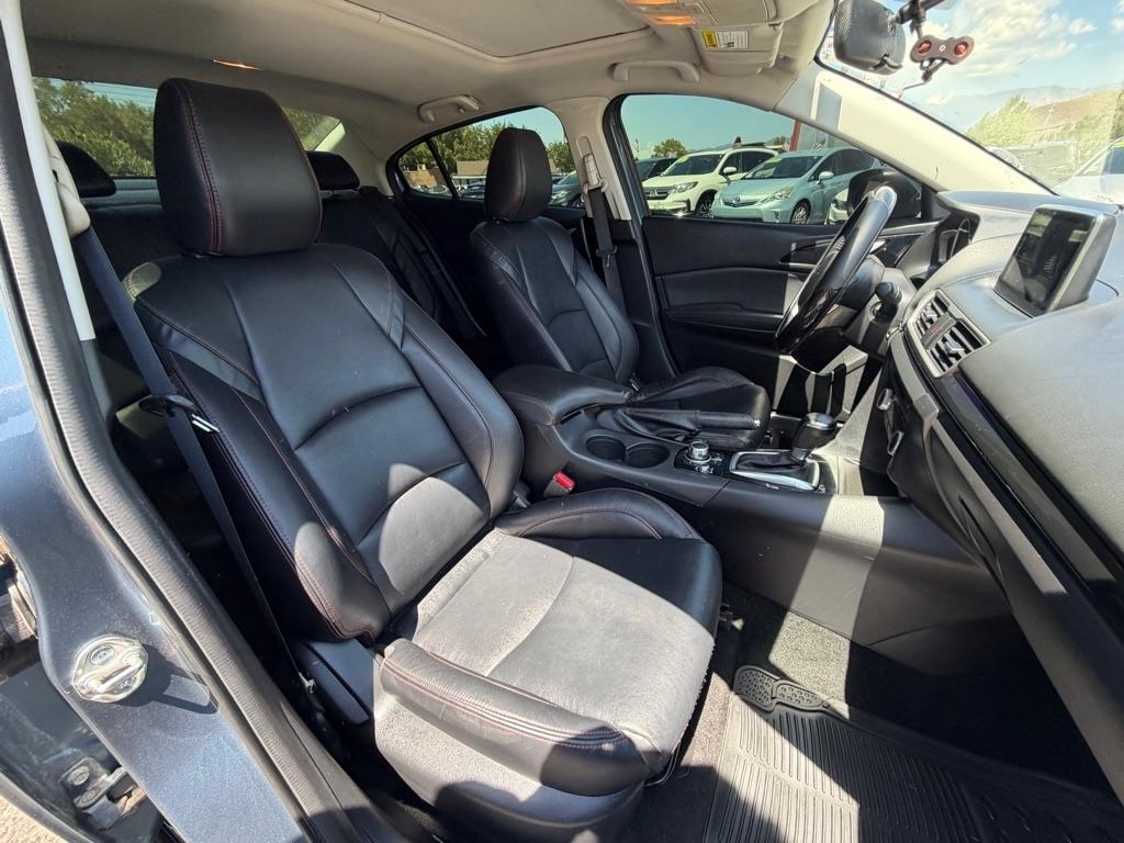 Mazda MAZDA3 I Grand Touring AT 4-Door 2015