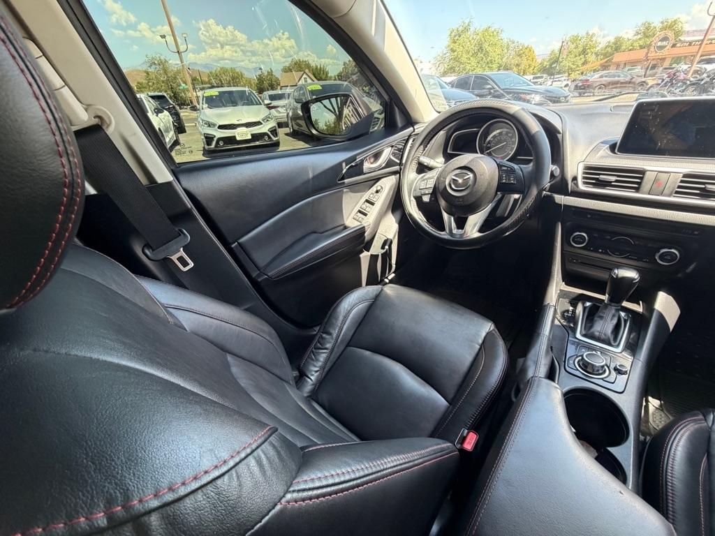 Mazda MAZDA3 I Grand Touring AT 4-Door 2015
