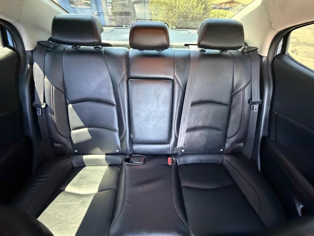 Mazda MAZDA3 I Grand Touring AT 4-Door 2015