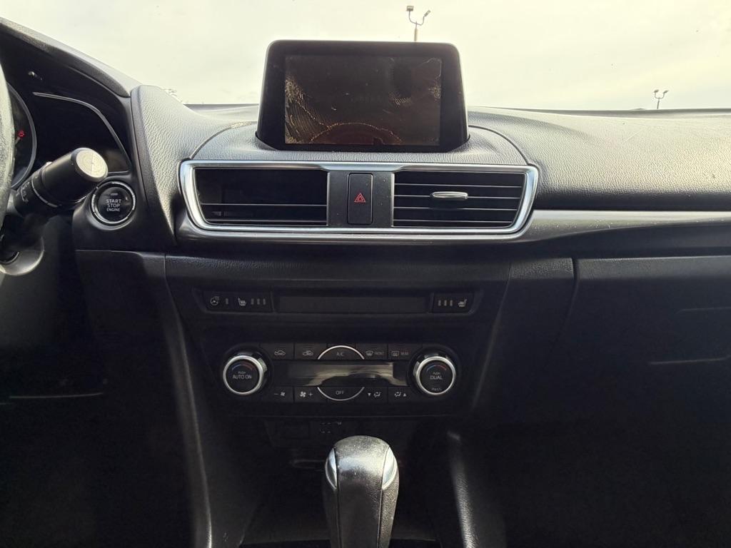 Mazda MAZDA3 s Grand Touring AT 4-Door 2017