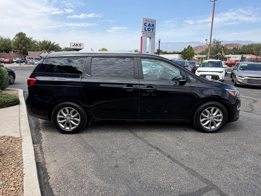 Kia Sedona LX 2020