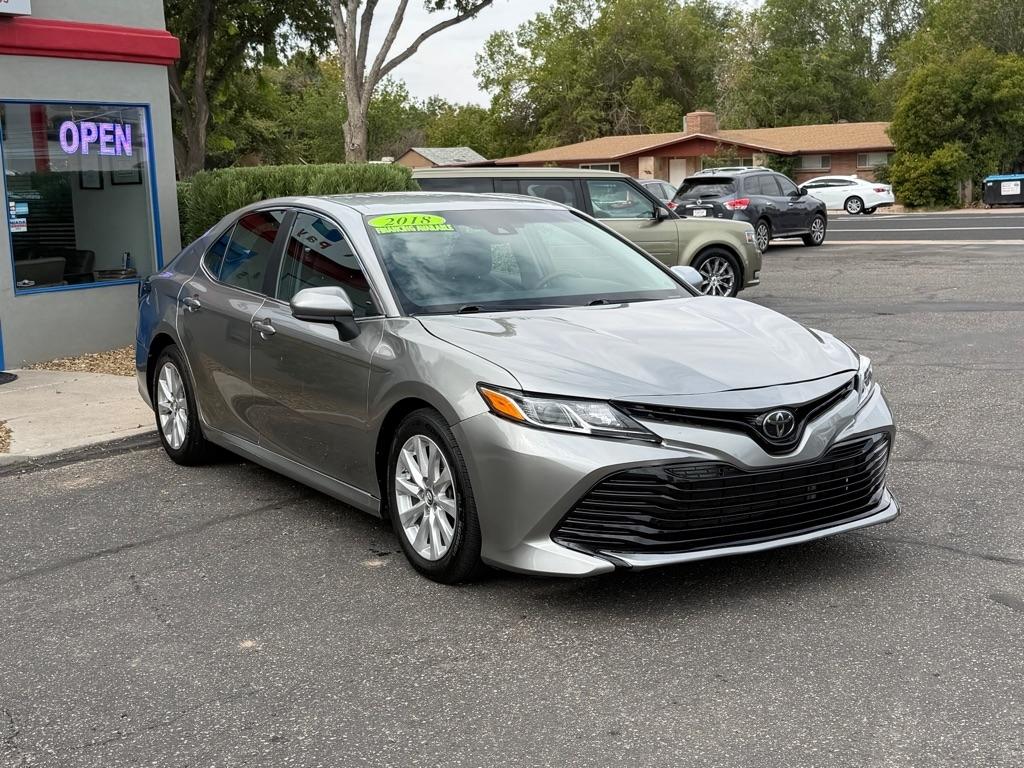 Toyota Camry  2018