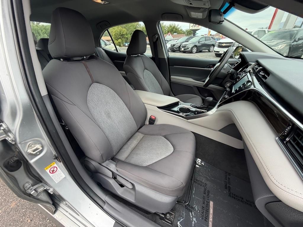 Toyota Camry  2018
