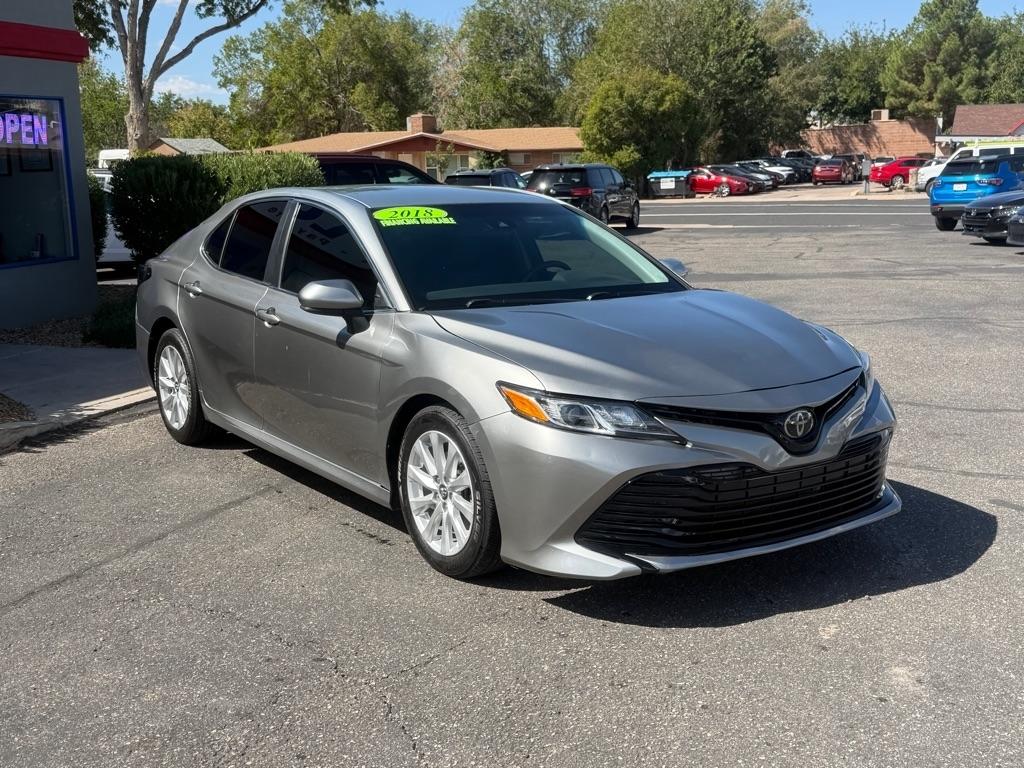 Toyota Camry 4dr Sedan LE 2018