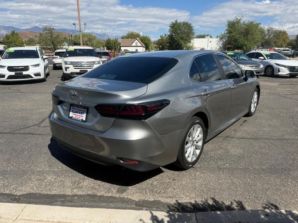 Toyota Camry 4dr Sedan LE 2018