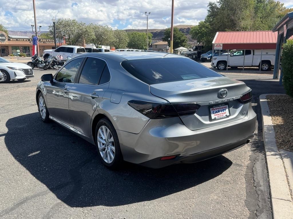 Toyota Camry 4dr Sedan LE 2018