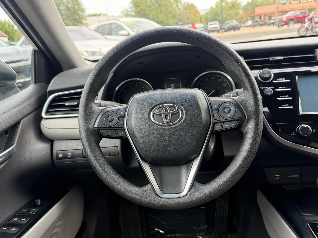 Toyota Camry 4dr Sedan LE 2018