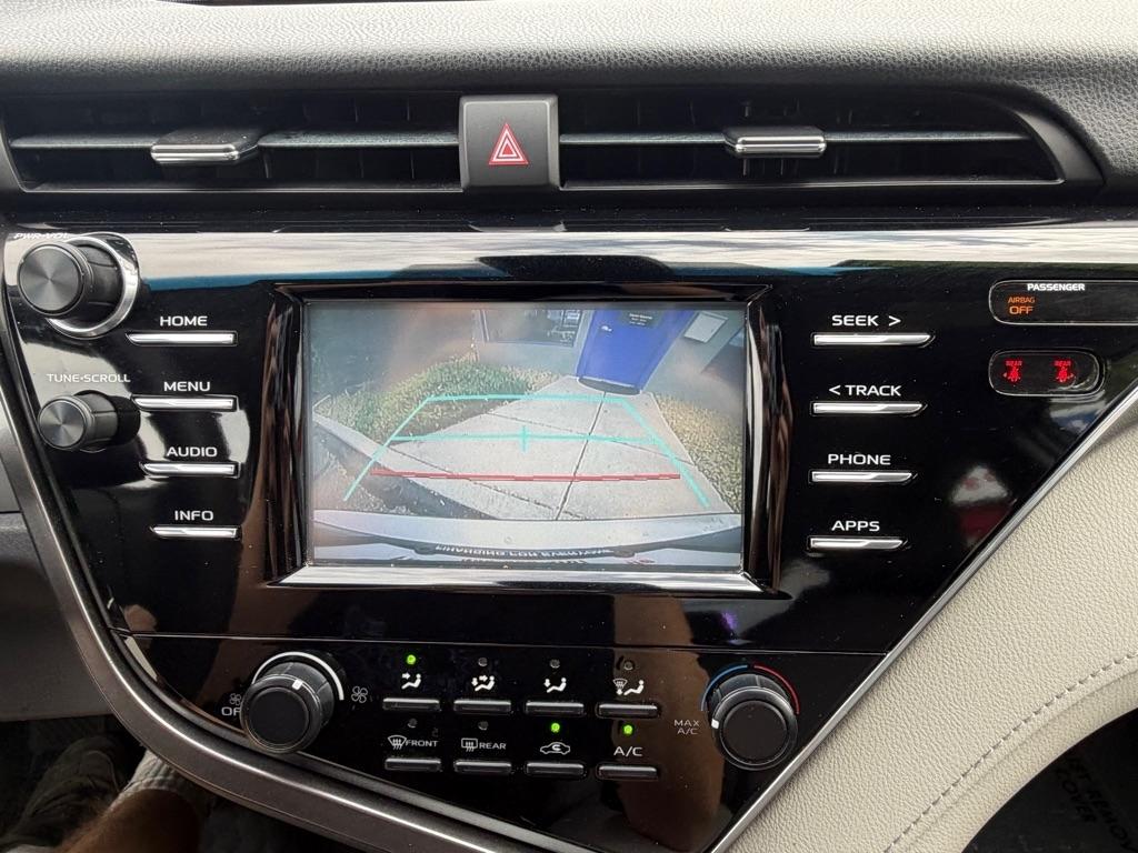 Toyota Camry 4dr Sedan LE 2018