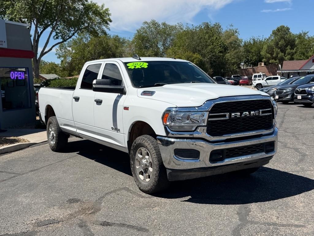RAM 2500 Tradesman Crew Cab LWB 4WD 2021