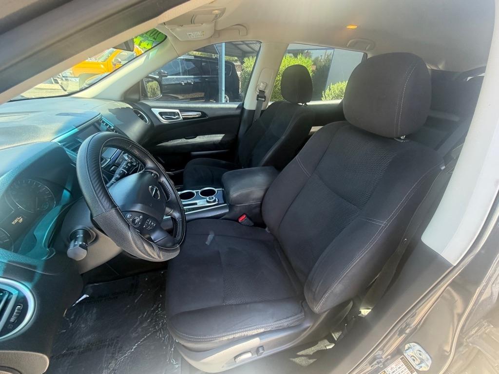 Nissan Pathfinder S 4WD 2014