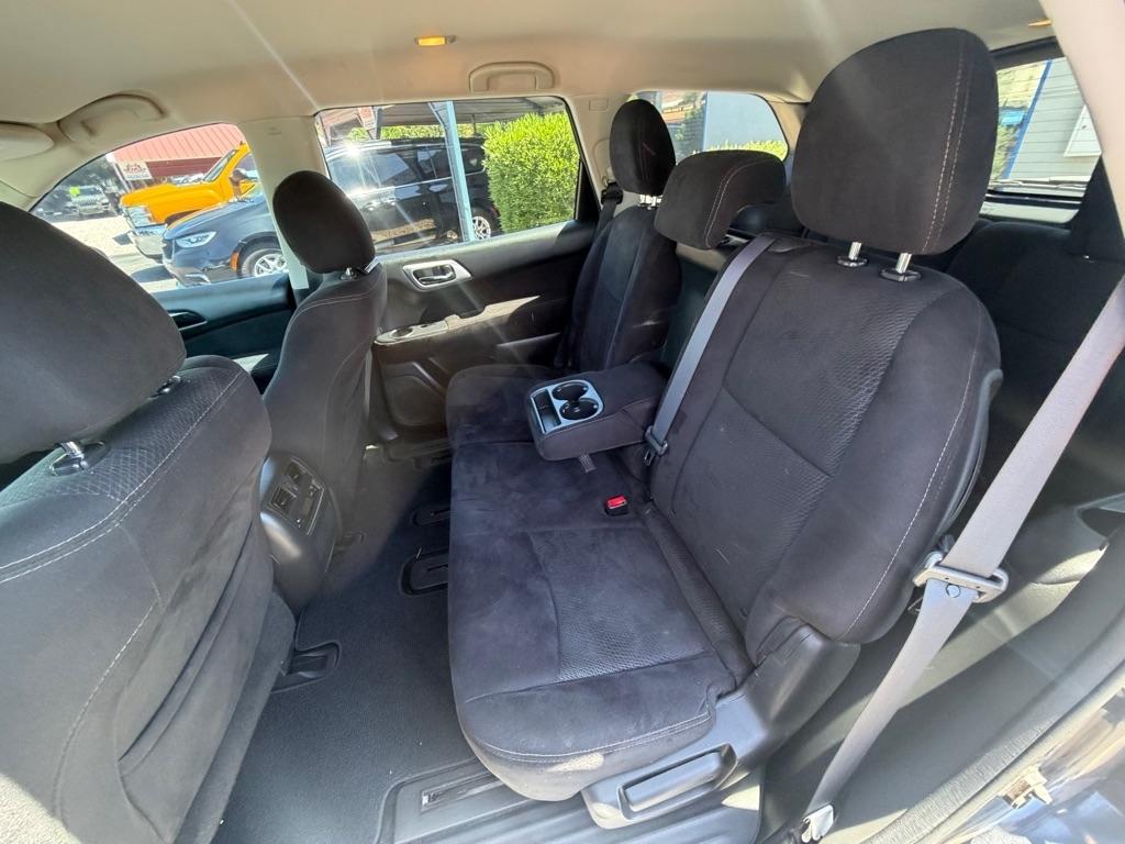 Nissan Pathfinder S 4WD 2014
