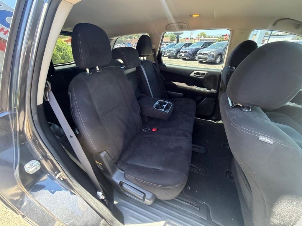 Nissan Pathfinder S 4WD 2014