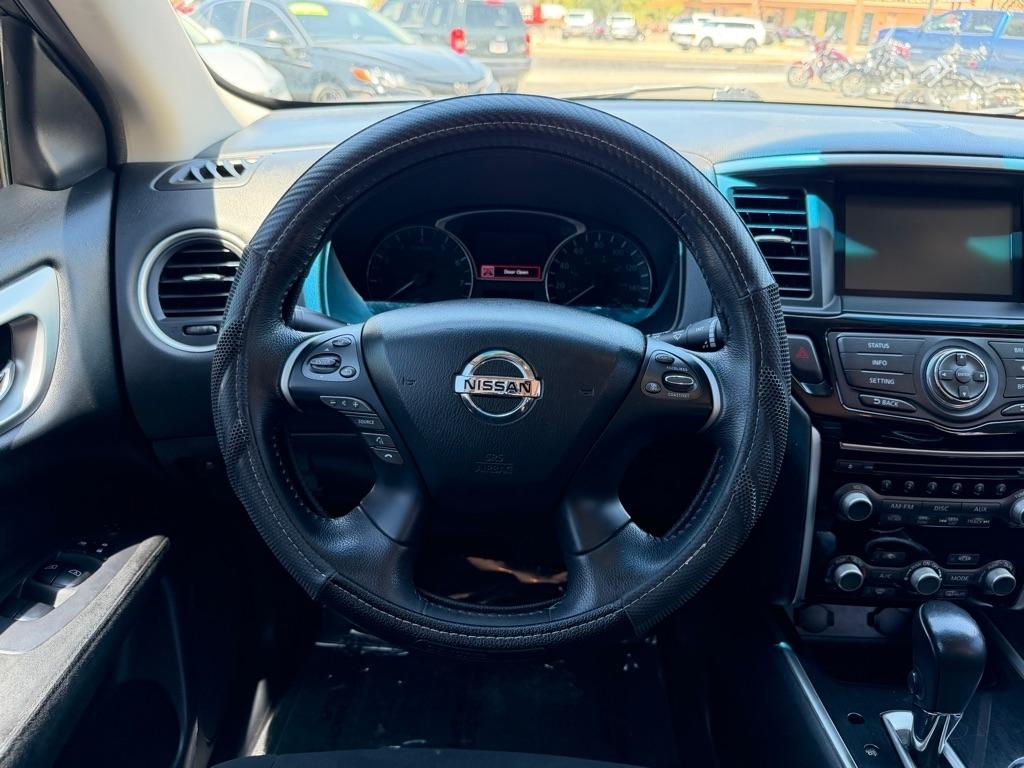 Nissan Pathfinder S 4WD 2014