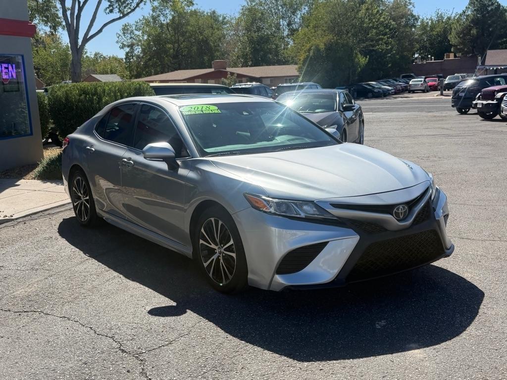 Toyota Camry SE 2018