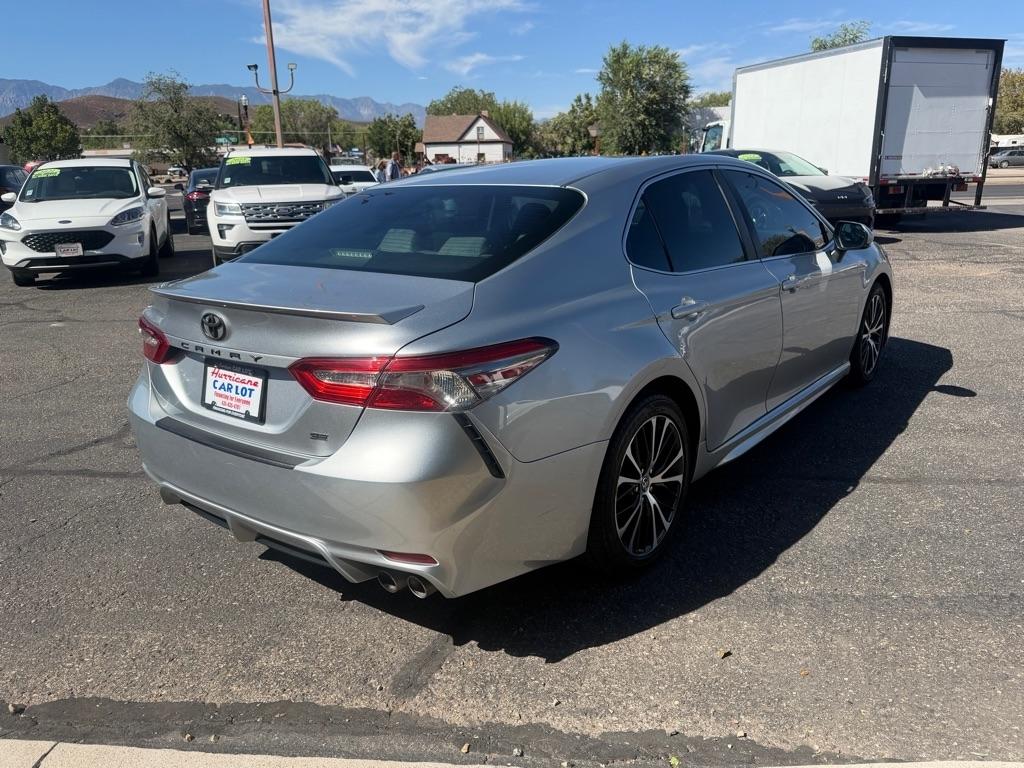 Toyota Camry SE 2018