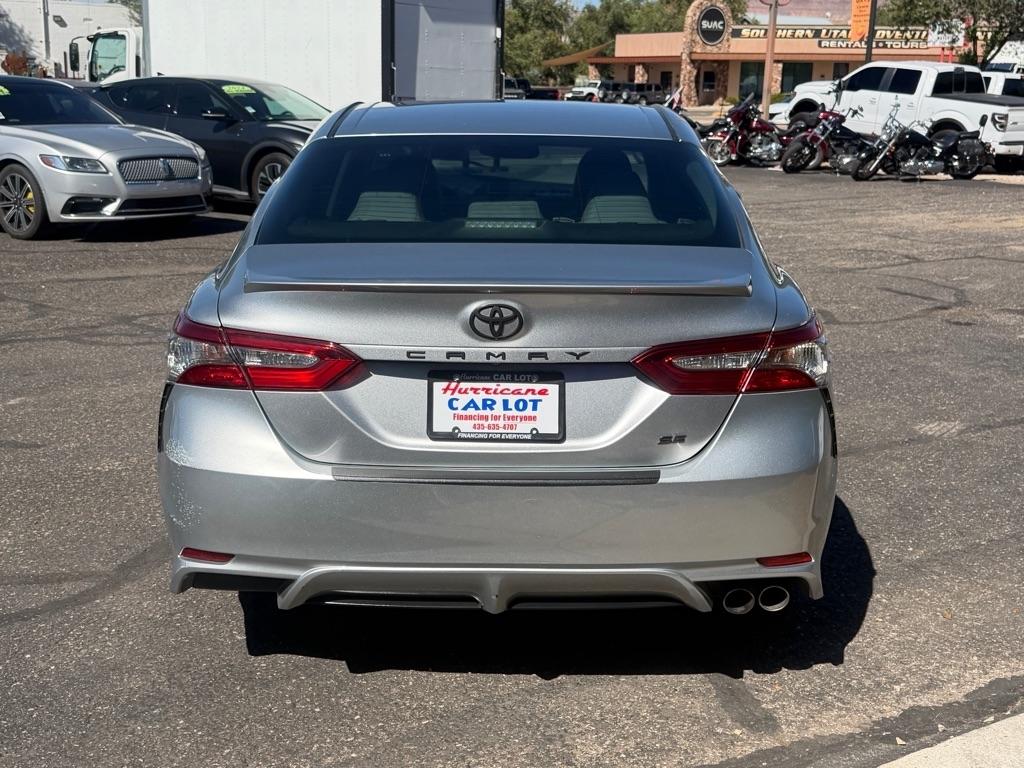 Toyota Camry SE 2018