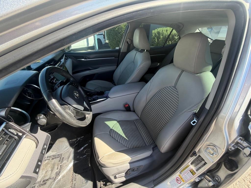Toyota Camry SE 2018