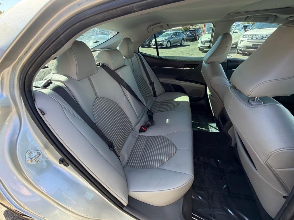 Toyota Camry SE 2018