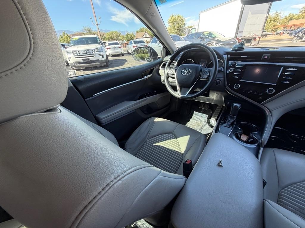 Toyota Camry SE 2018