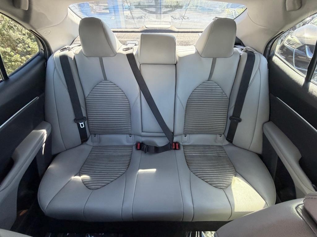 Toyota Camry SE 2018