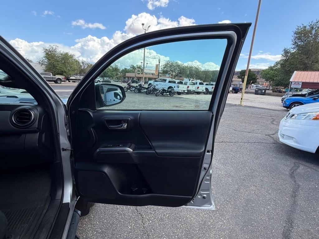 Toyota Tacoma SR5 Double Cab Long Bed V6 6AT 4WD 2021