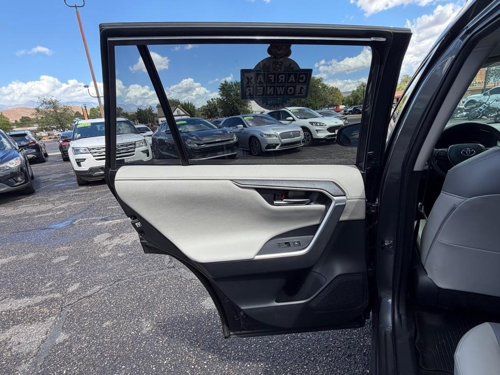 Toyota RAV4 Limited AWD 2020