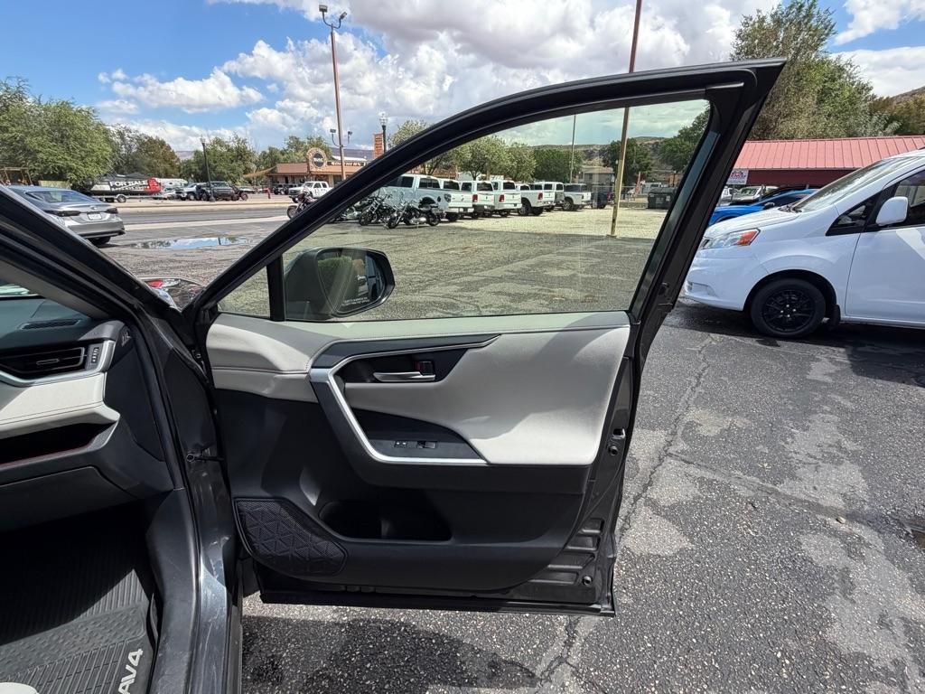 Toyota RAV4 Limited AWD 2020