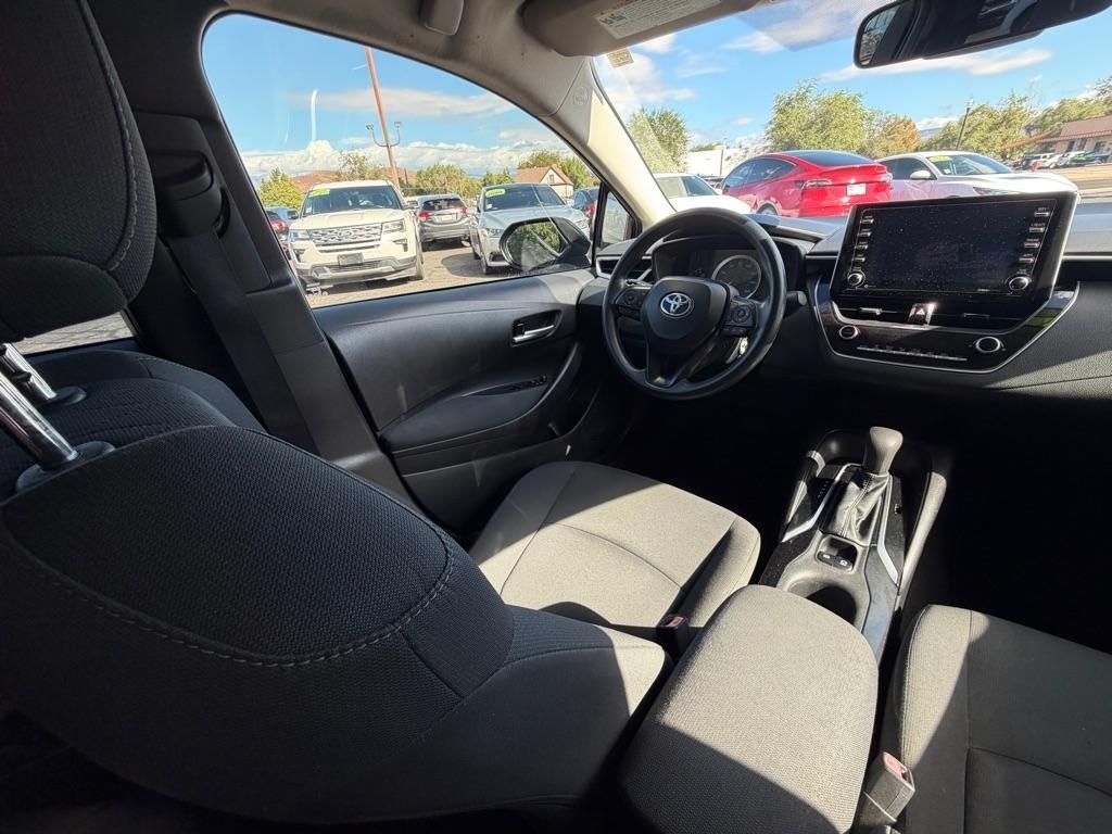 Toyota Corolla LE 2021