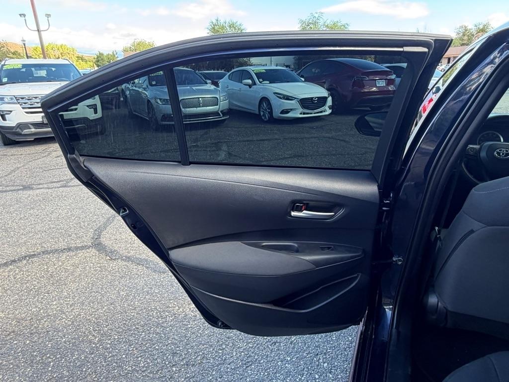 Toyota Corolla LE 2021