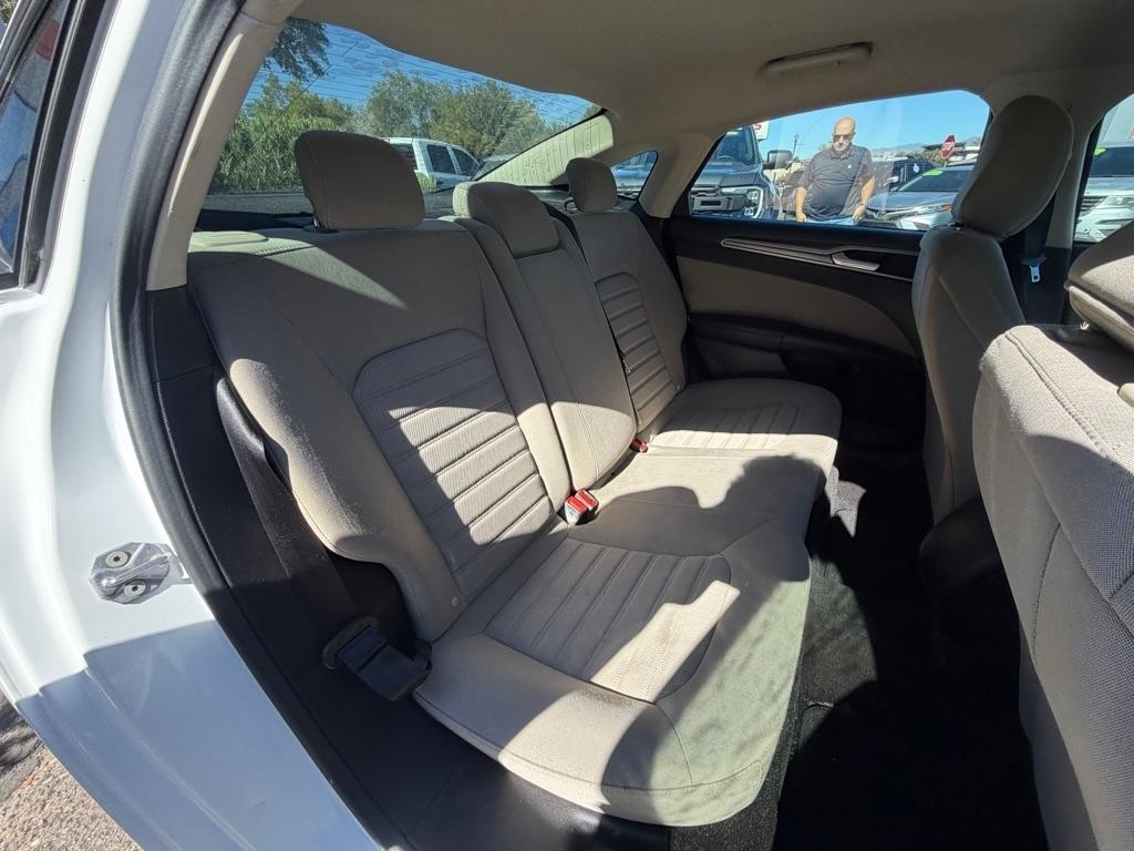 Ford Fusion S 2020