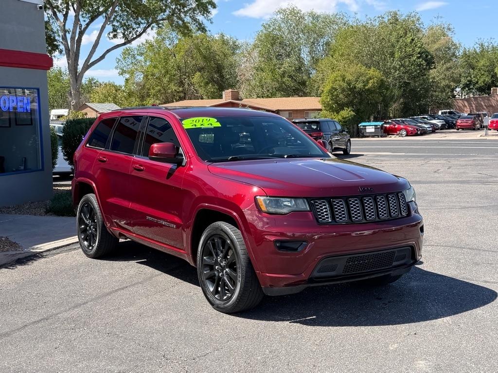 Jeep Grand Cherokee Laredo 4WD 2019