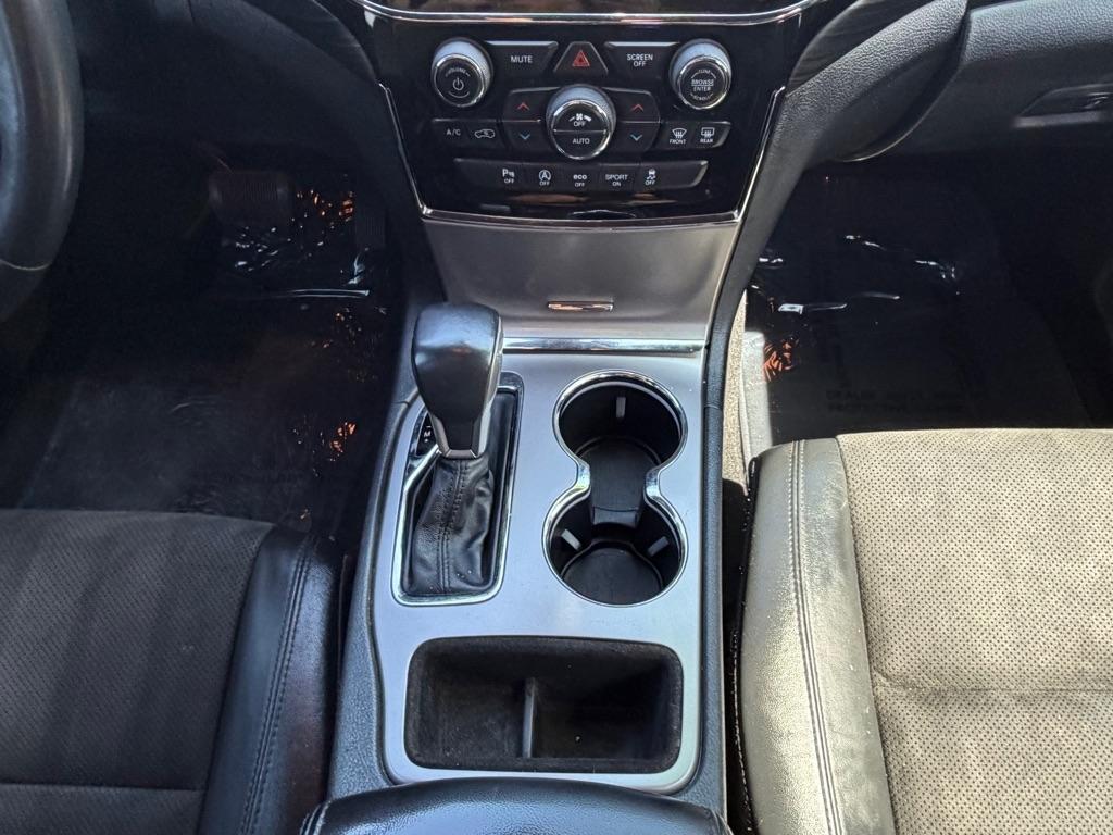 Jeep Grand Cherokee Laredo 4WD 2019