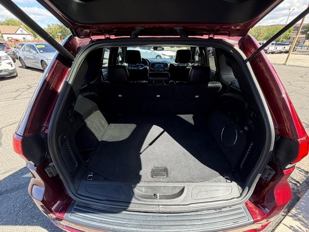 Jeep Grand Cherokee Laredo 4WD 2019