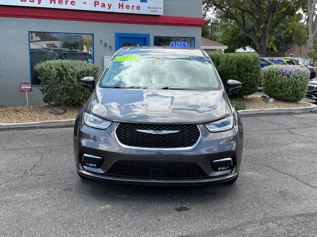 Chrysler Pacifica Touring L 2023