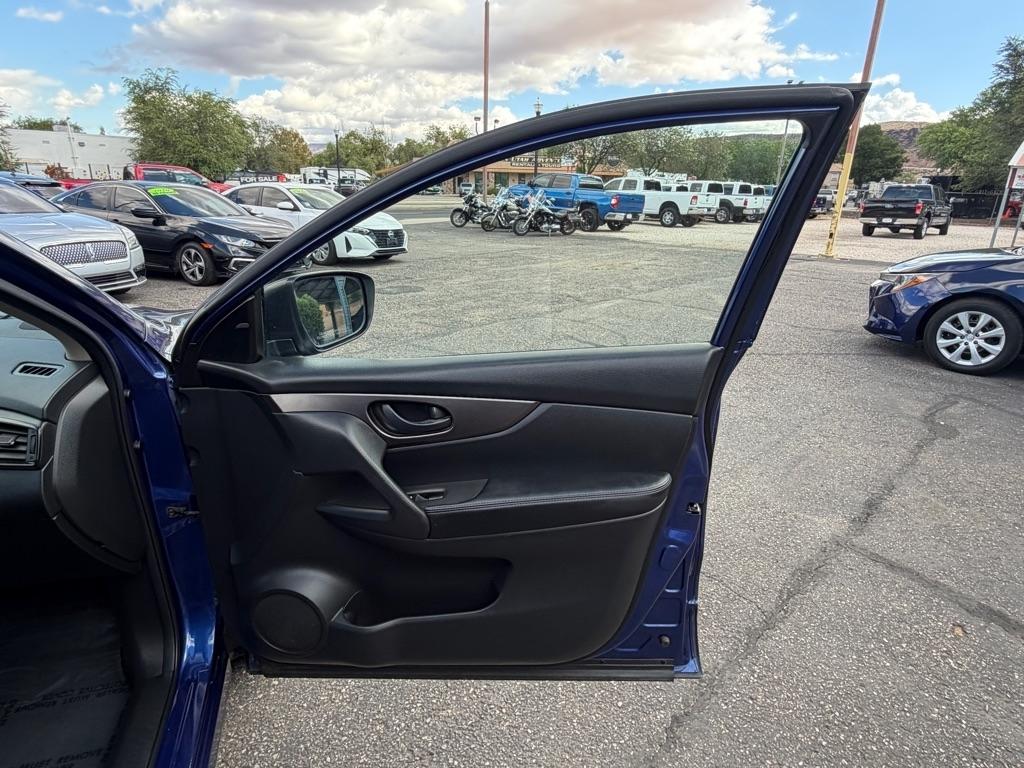 Nissan Rogue Sport S AWD 2018