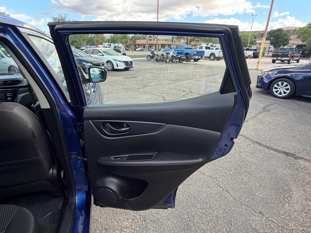 Nissan Rogue Sport S AWD 2018