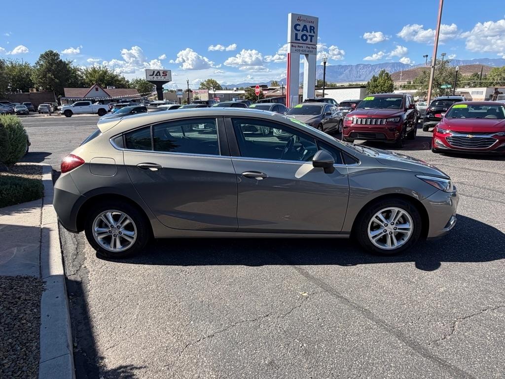 Chevrolet Cruze LT Auto Hatchback 2018