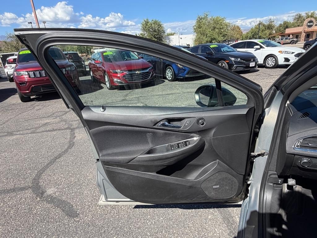 Chevrolet Cruze LT Auto Hatchback 2018