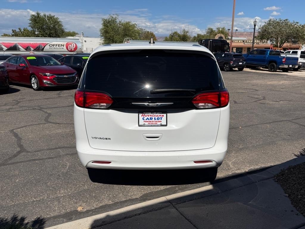 Chrysler Voyager LX 2022
