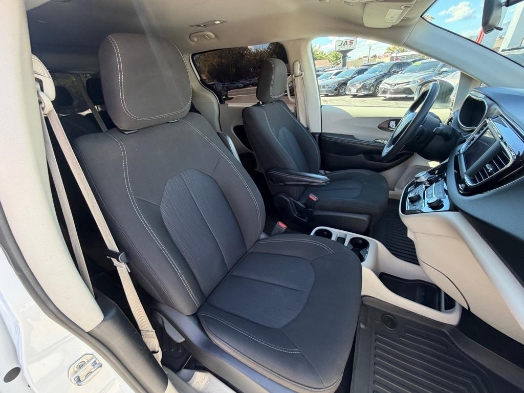 Chrysler Voyager LX 2022