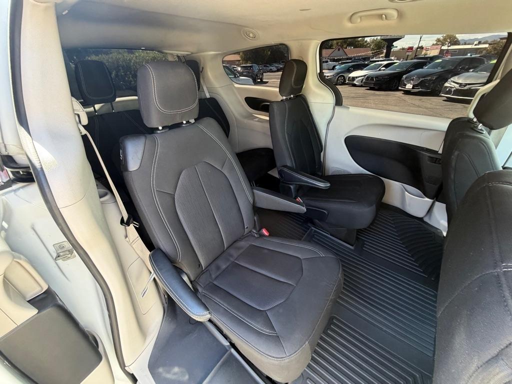 Chrysler Voyager LX 2022