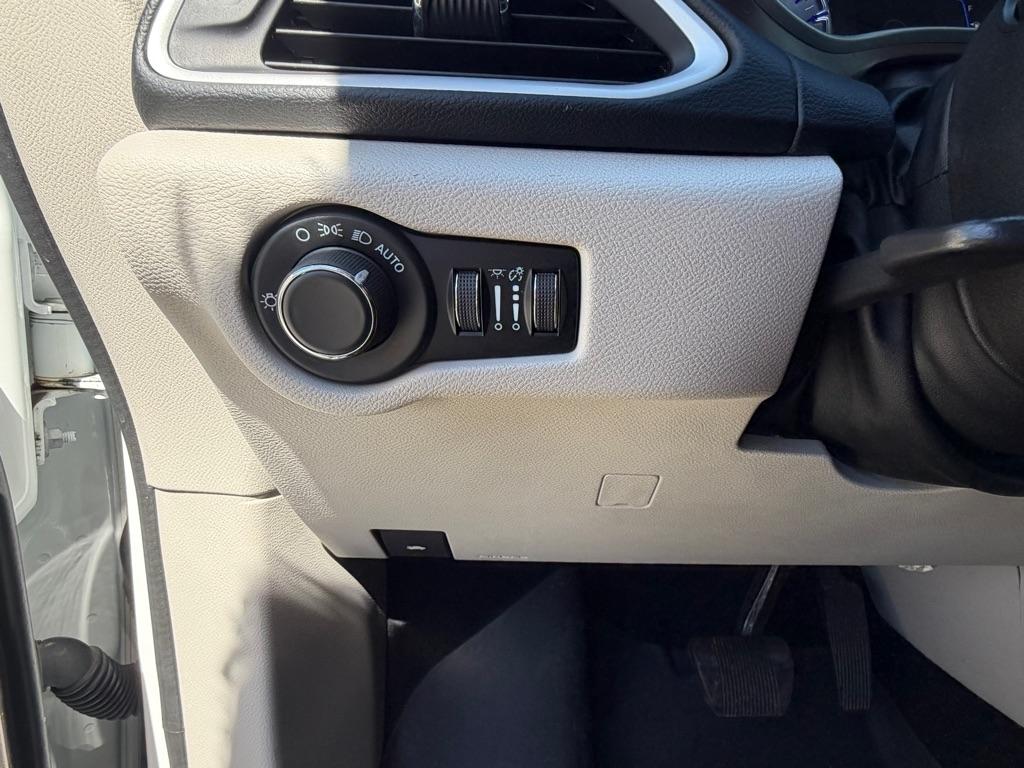Chrysler Voyager LX 2022
