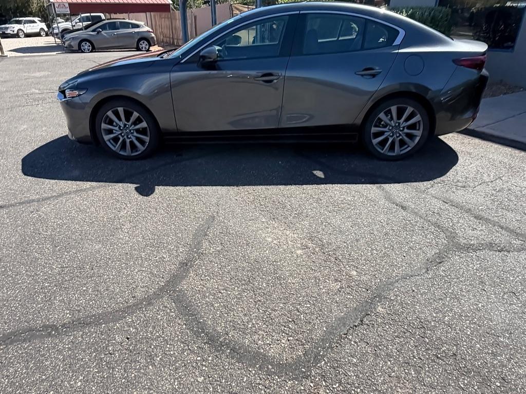 Mazda MAZDA3 Preferred 2024