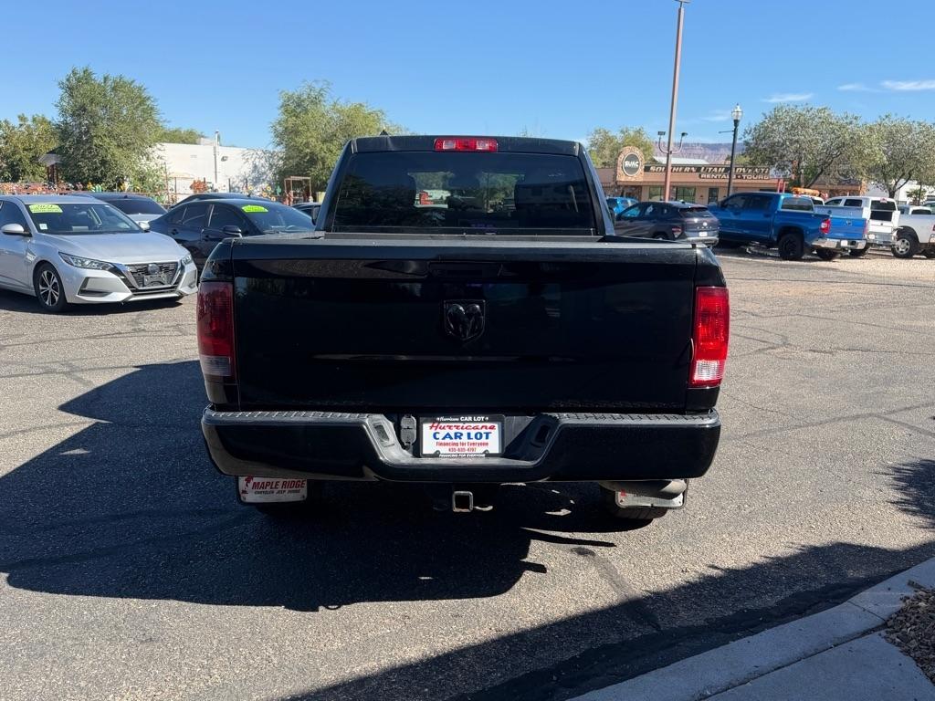 RAM 1500 Classic Tradesman Quad Cab 4WD 2021