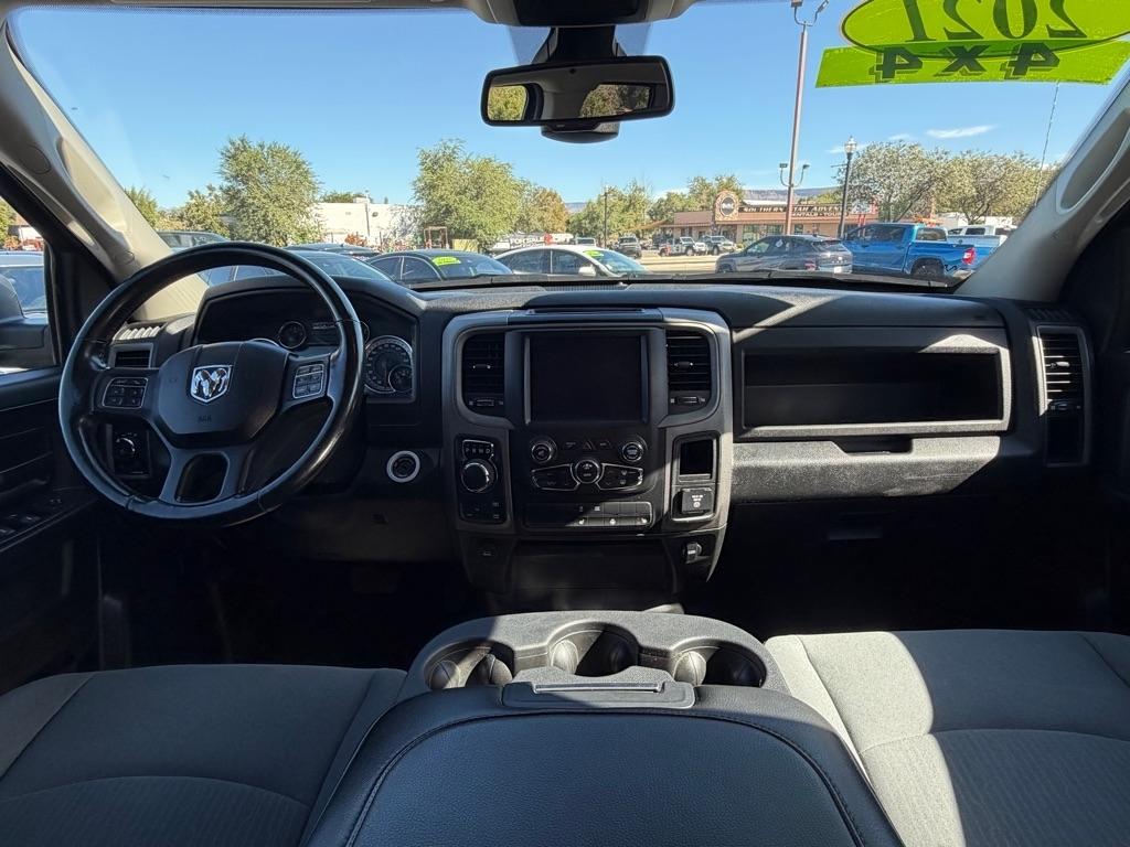 RAM 1500 Classic Tradesman Quad Cab 4WD 2021