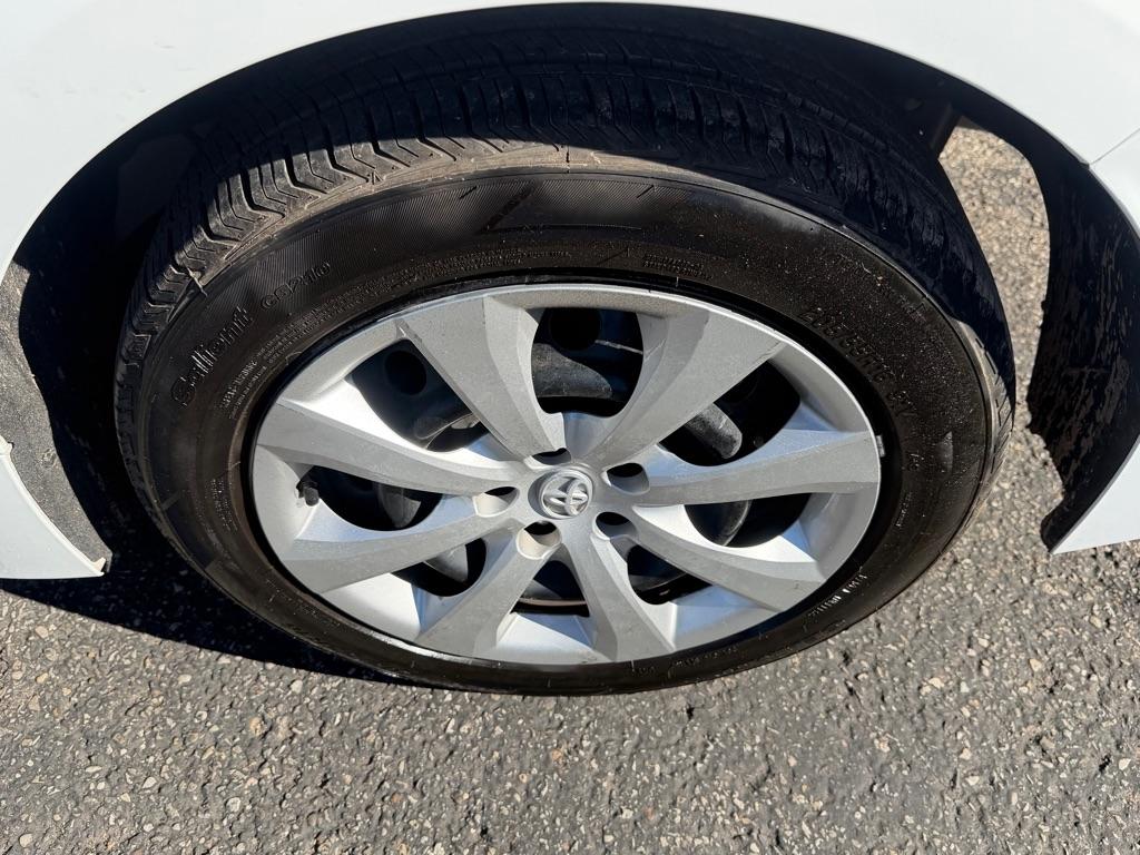 Toyota Corolla LE 2023