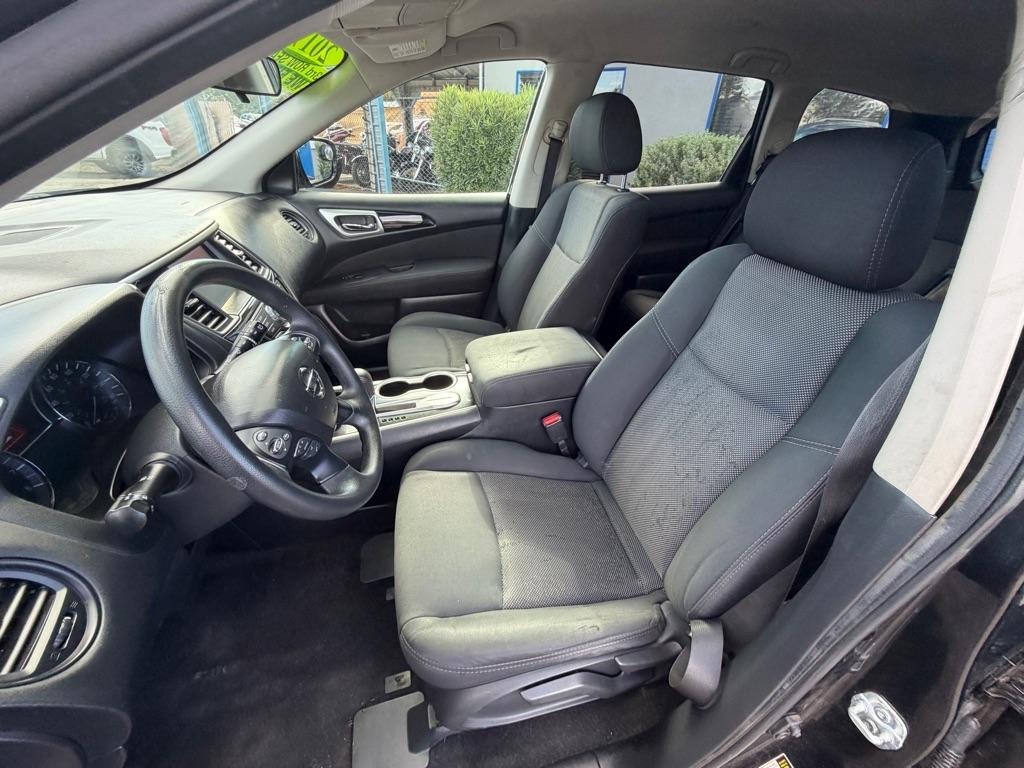 Nissan Pathfinder S 2WD 2017