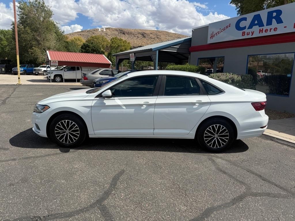 Volkswagen Jetta 1.4T S 8A 2021